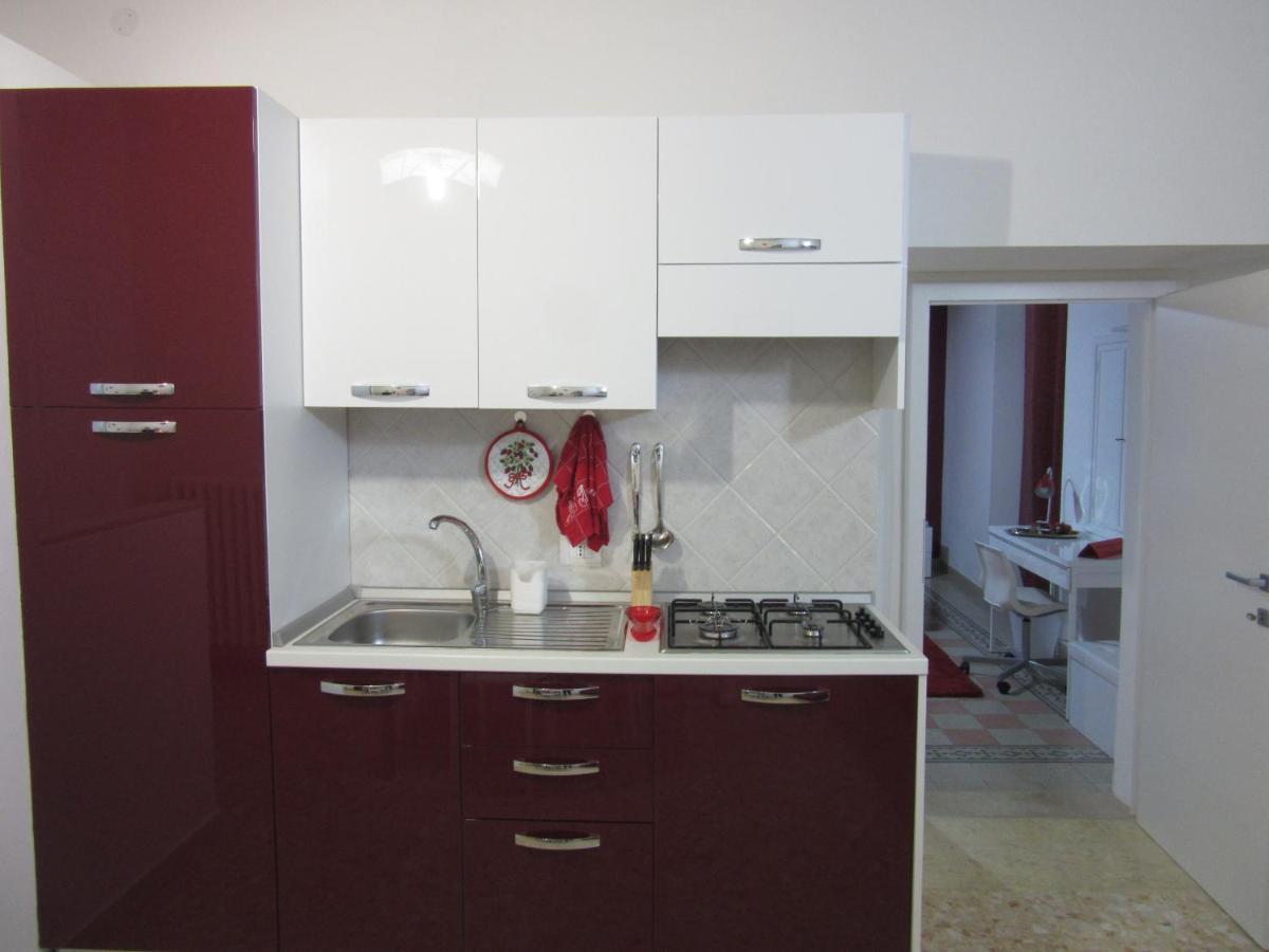 I Gioielli Di Perugia - Palazzo 1 - Via Deliziosa - Alloggi E Camere In Centro Storico Exterior foto
